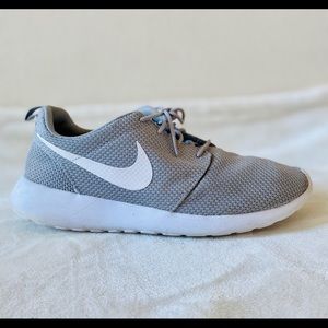 Nike Roshe One Men's Shoe